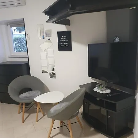 Artemida Apartment